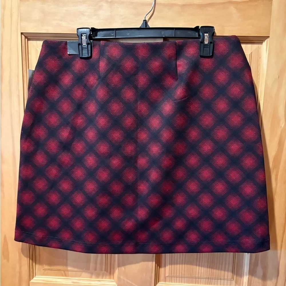 Maurice’s Red Buffalo Plaid Ponte Skirt women’s L NWT